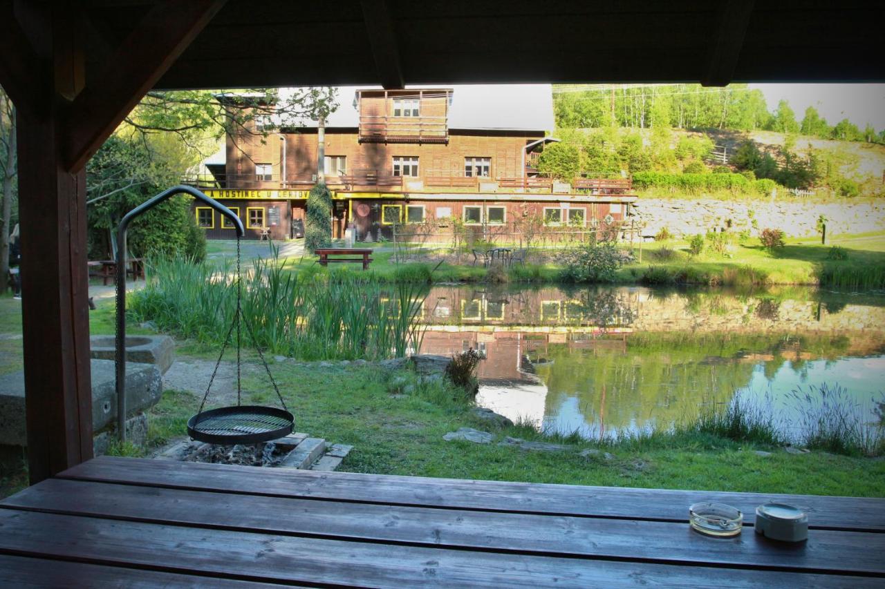 Hostinec U Certova Mlyna Hotel Libavske Udoli Exterior photo